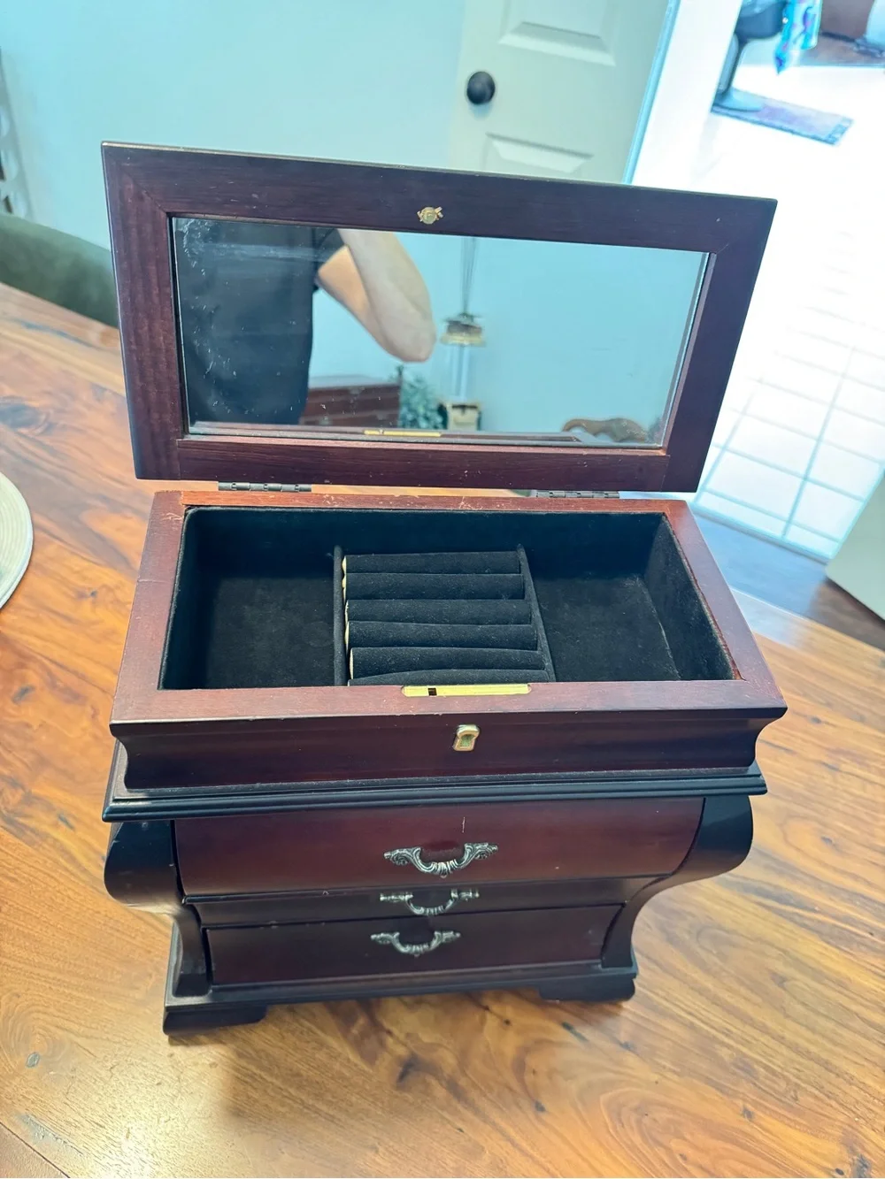 Large Vintage Wooden Bombe Style Jewelry Chest with Lift Up Top/Jewelry Box